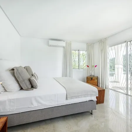 فيلة Exquisite Ibiza I Jaw Dropping Sea Views I Casa Blanca Jondal I 4 Bedrooms I Gym I Outdoor Kitchen I *